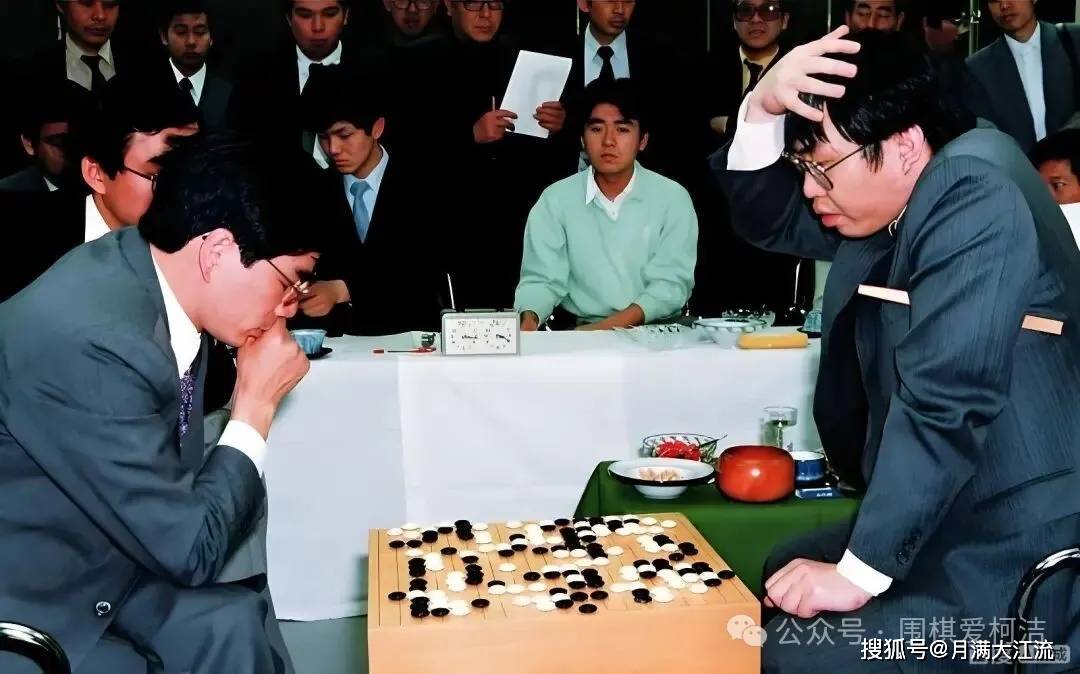 开元棋牌app下载聂卫平和钟珍一代棋圣一